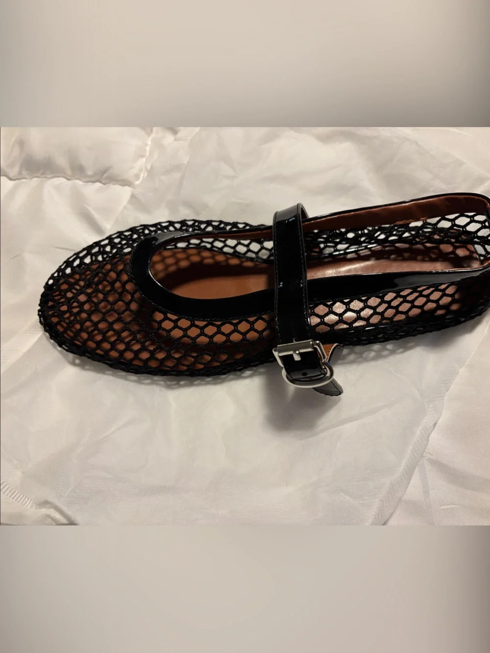 FISHNET MARY JANE BALLET FLATS — SIZE 39 / US 8.5